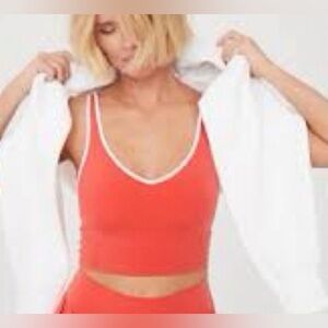 Aerie Real Me piped Workout Short Set RED